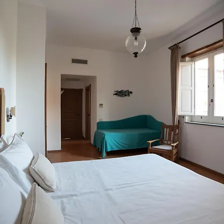 Villa Puolo – With Private Sea Access-3